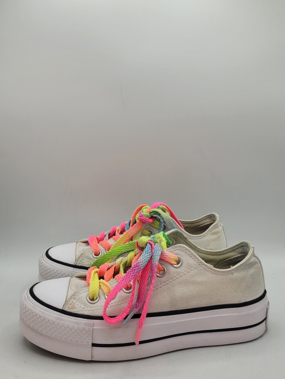 Converse Chuck Taylor All Star Platform  Size 5